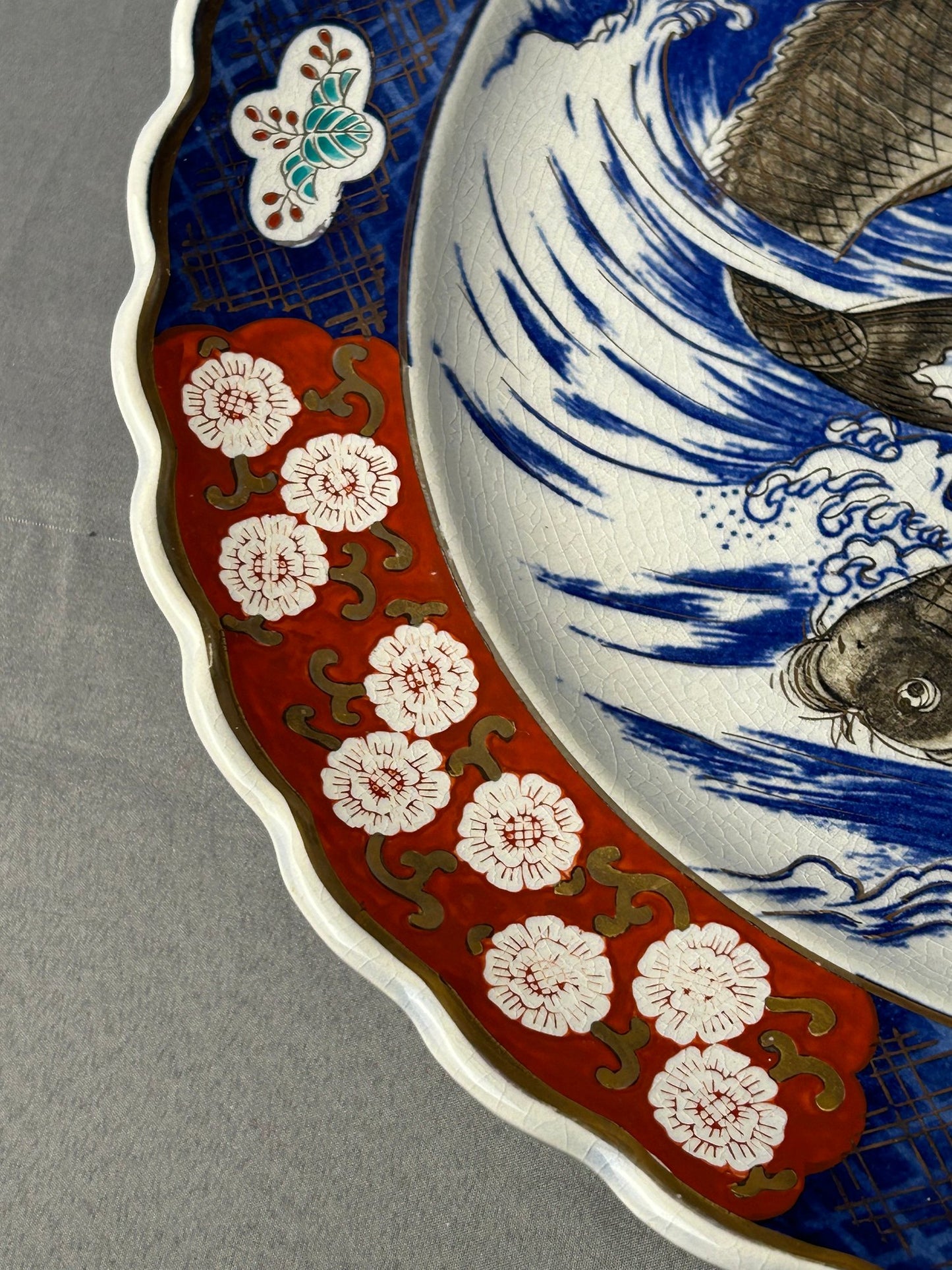 19th Century Gold Imari Hand-Painted Koi Fish Dish – 16 1/4"