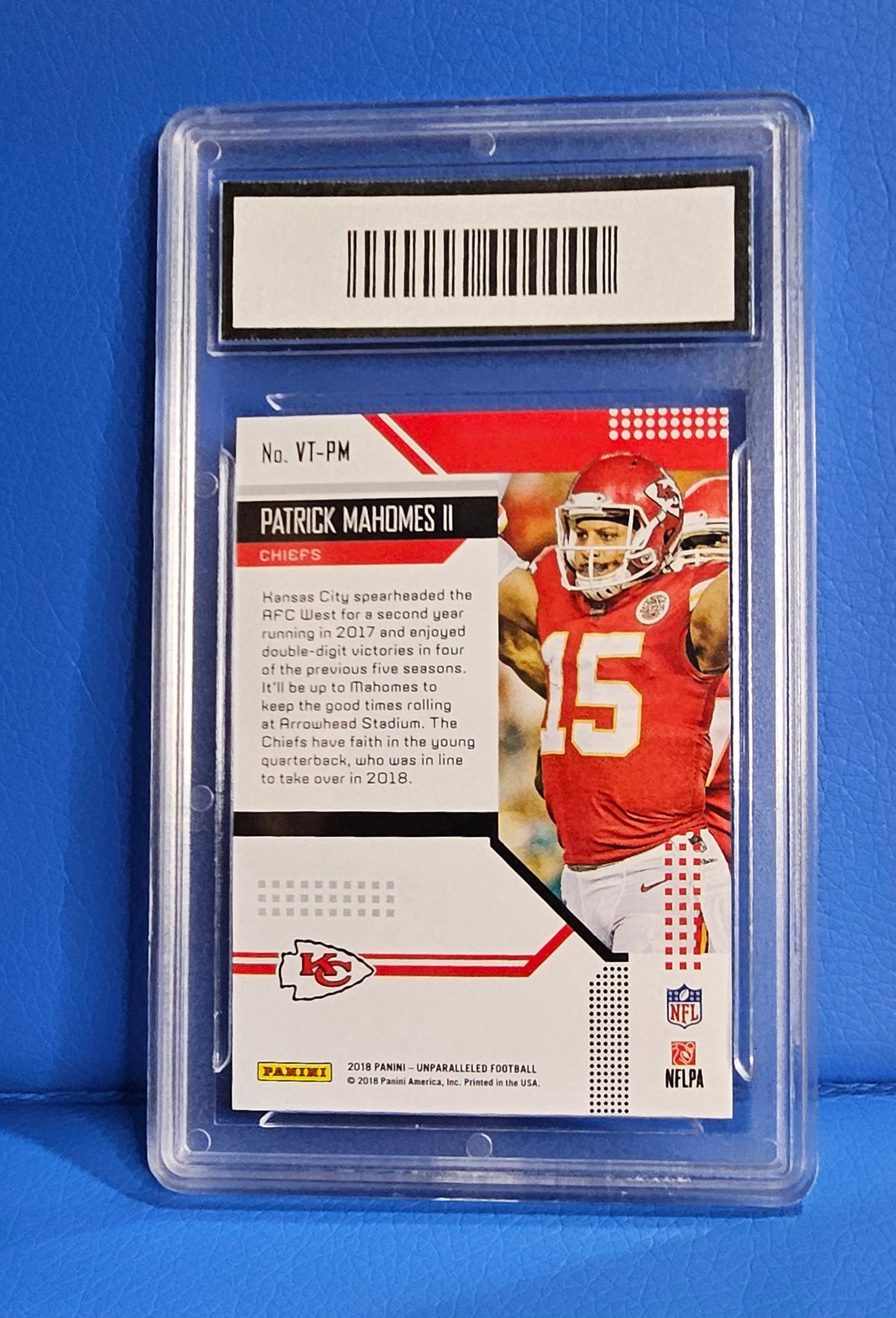 2018 Panini Unparalleled Patrick Mahomes II Victorious #VTPM