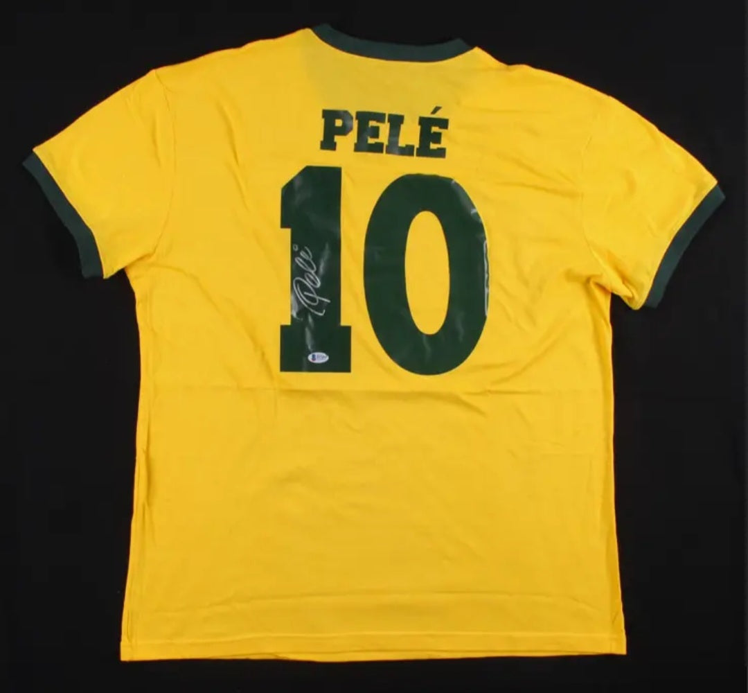 pele autographed - 0