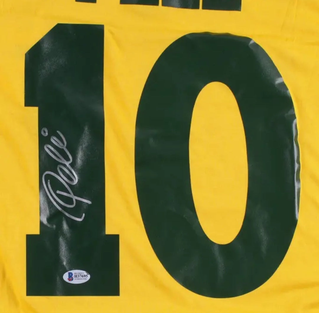 pele autographed - 1