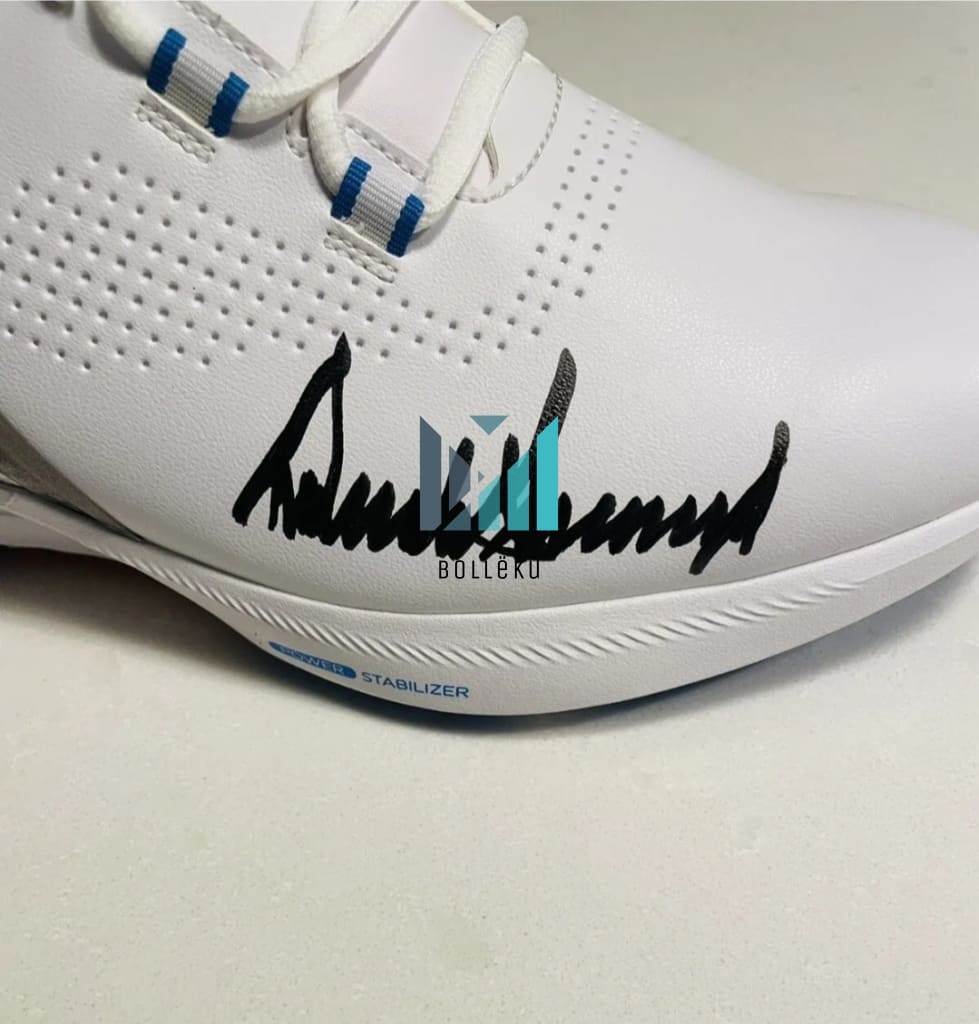 Rare President Donald Trump Signed Golf Shoe with PSA certification | Bollëku