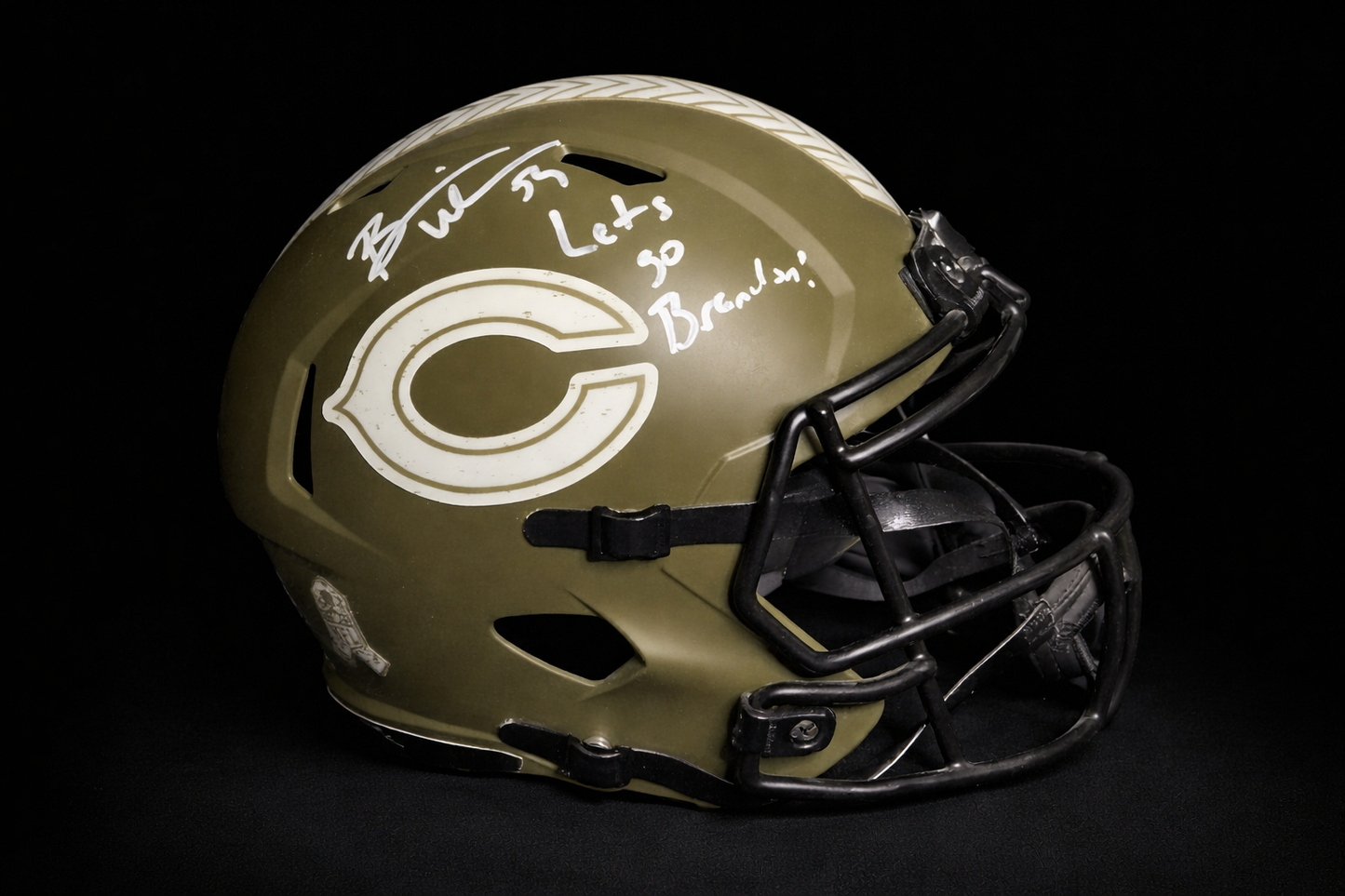 Brian Urlacher Signed Chicago Bears Salute to Service Full-Size Helmet – Beckett COA
