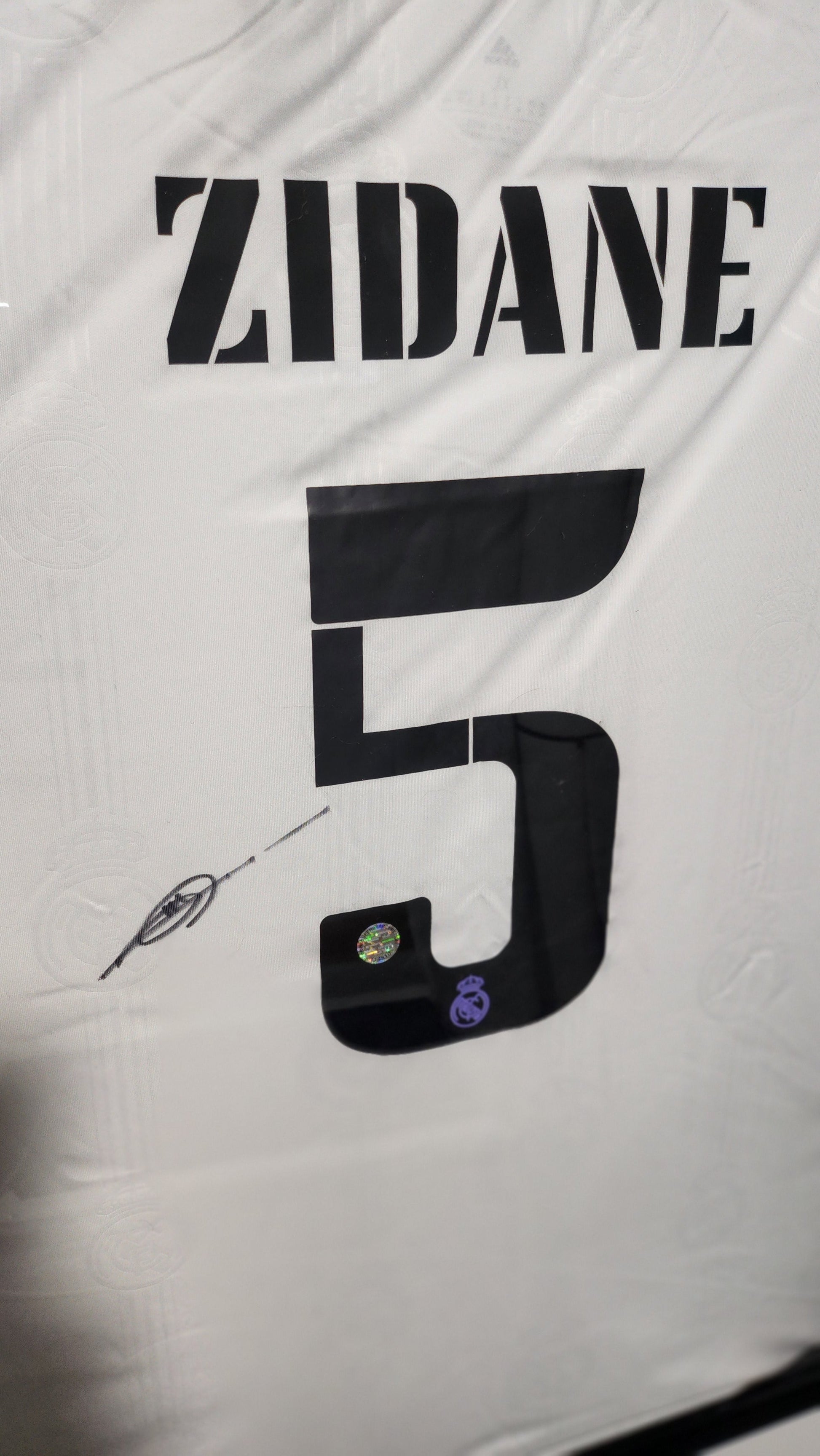 zidane autographed - 2