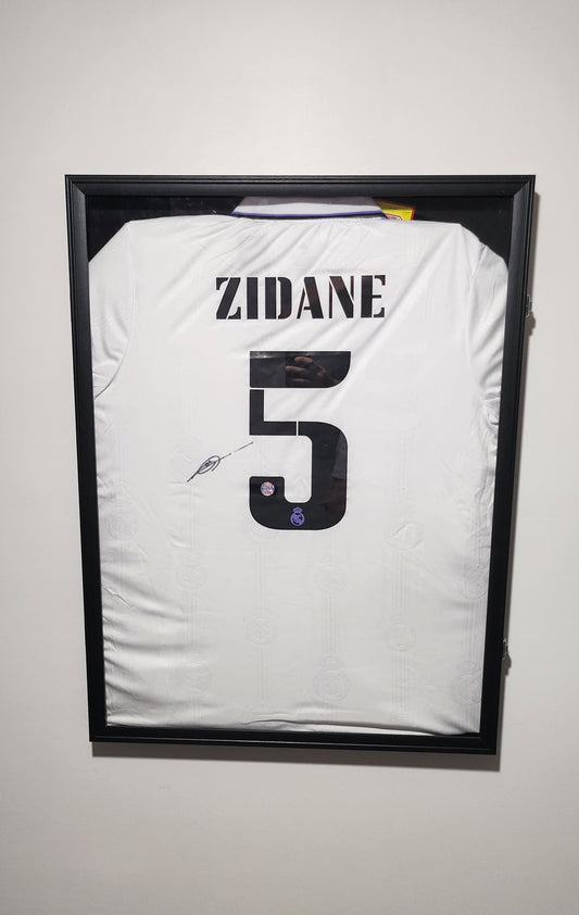 zidane autographed - 0
