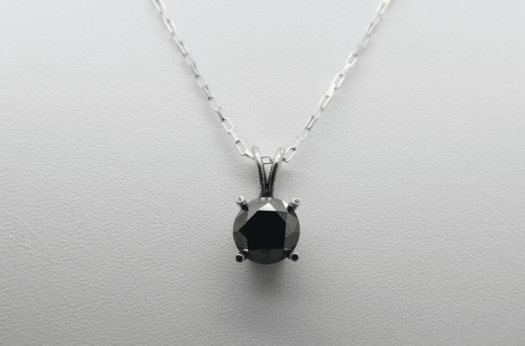 5.00cts 11.30mm Real Black Diamond Pendant | Bollëku