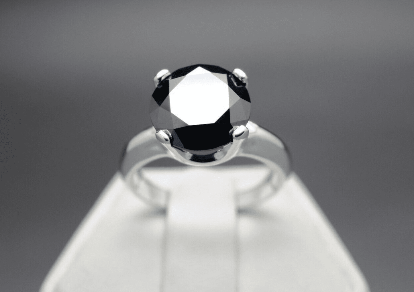 4.90cts 10.3mm Real Natural Black Diamond Engagement Ring | Bollëku